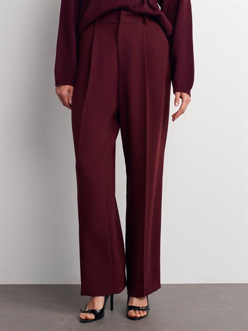 Wholesale Womens Burgundy High Waist Pleated Palazzo Trousers