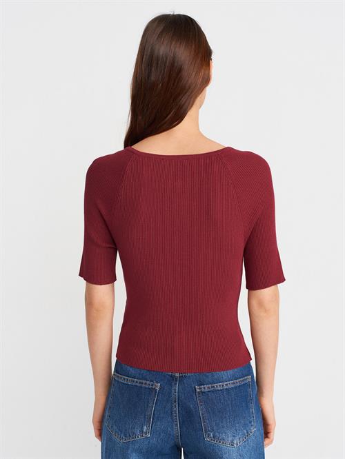 Wholesale Womens Burgundy Ribbed Buttoned Fine Knit Cardigan