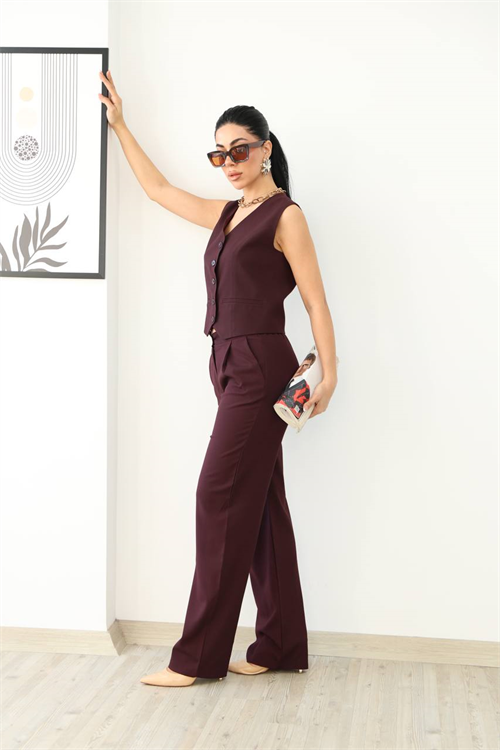 Wholesale Womens Burgundy Two-Piece Suit 