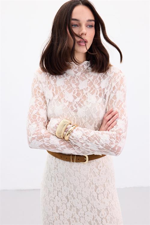 Wholesale Womens Cream Lace Long-Sleeve Blouse