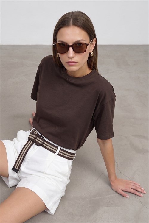Wholesale Womens Dark Brown Crew-Neck Basic T-Shirt