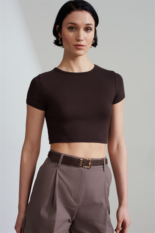 Wholesale Womens Dark Brown Crop T-Shirt