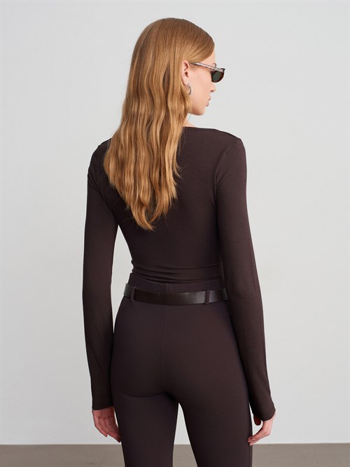 Wholesale Womens Dark Brown Long-Sleeve V-Neck Top