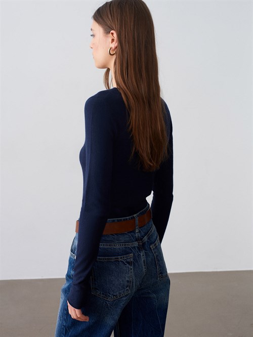 Wholesale Womens Dark Navy Cashmere Lightweight Knit Boat-Neck Sweater