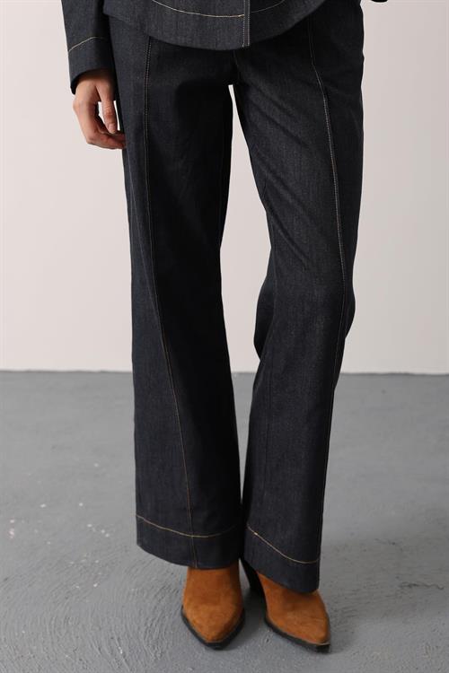 Wholesale Womens Dark Navy Denim Suit with Belt