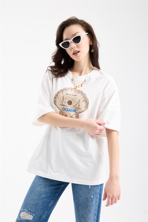 Wholesale Womens Ecru Oversized Printed T-Shirt