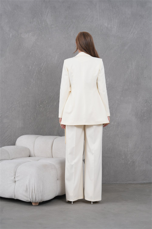 Wholesale Womens Ecru Plus Size Two-Piece Suit 