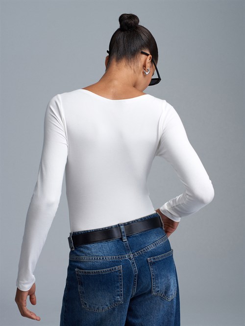 Wholesale Womens Ecru Scoop-Neck Bodysuit