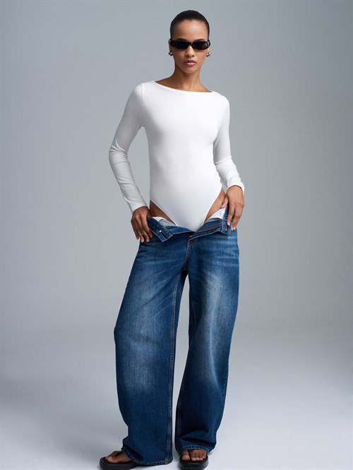 Wholesale Womens Ecru Scoop-Neck Bodysuit