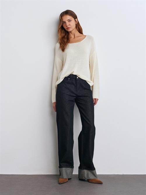 Wholesale Womens Ecru Scoop-Neck Flowy Sweater