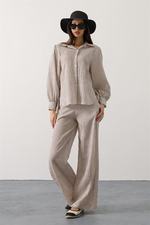 Wholesale Womens Ecru Striped Two-Piece Set – Shirt and Pants