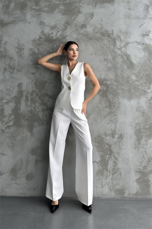 Wholesale Womens Ecru Two-Piece Suit 