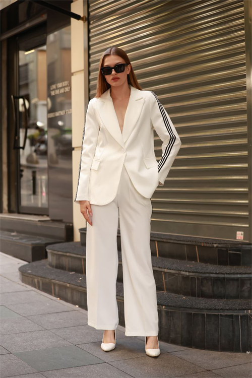 Wholesale Womens Ecru Two-Piece Suit 