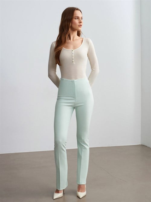 Wholesale Womens Ecru Wool Long-Sleeve Blouse with Buttoned Half Placket