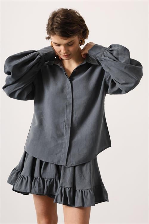 Wholesale Womens Gray Oversized Shirt with Bishop Sleeves