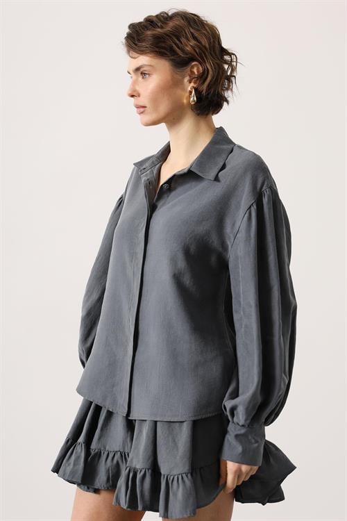 Wholesale Womens Gray Oversized Shirt with Bishop Sleeves