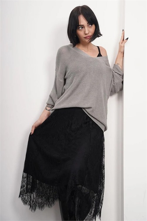 Wholesale Womens Gray Relaxed-Fit Mercerized Knit Sweater with Front and Back V-Neck