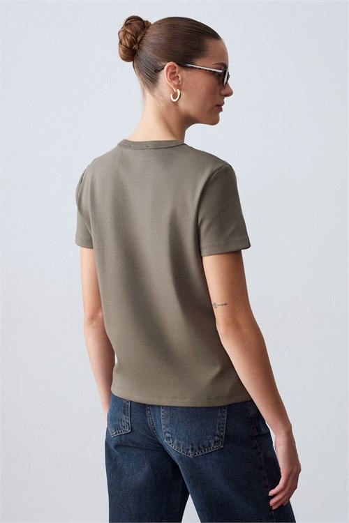 Wholesale Womens Khaki Crew-Neck Basic T-Shirt
