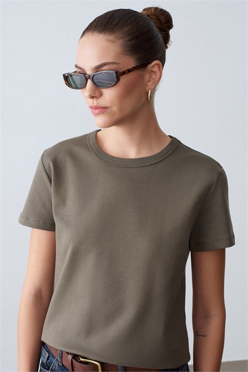 Wholesale Womens Khaki Crew-Neck Basic T-Shirt