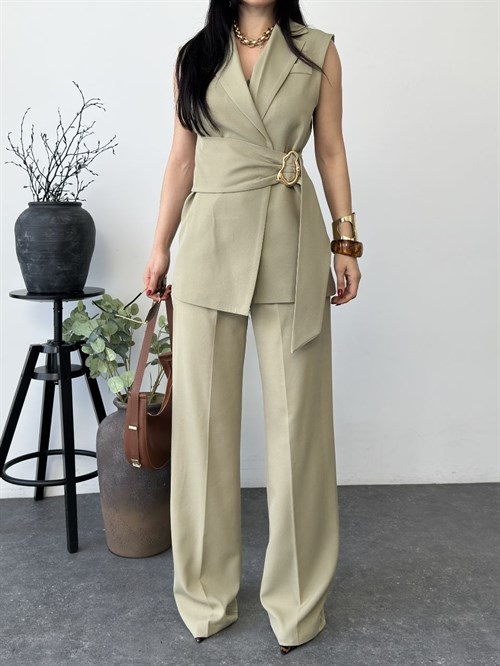 Wholesale Womens Khaki Two-Piece Suit 