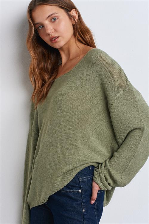 Wholesale Womens Light Khaki Scoop-Neck Flowy Sweater