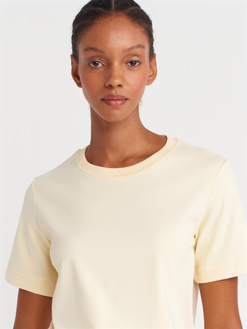 Wholesale Womens Light Yellow Crew-Neck Basic T-shirt