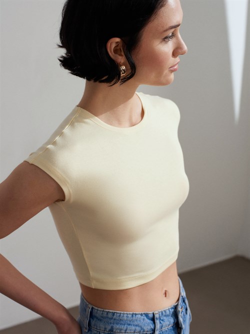 Wholesale Womens Light Yellow Modal Cotton Crop T-Shirt