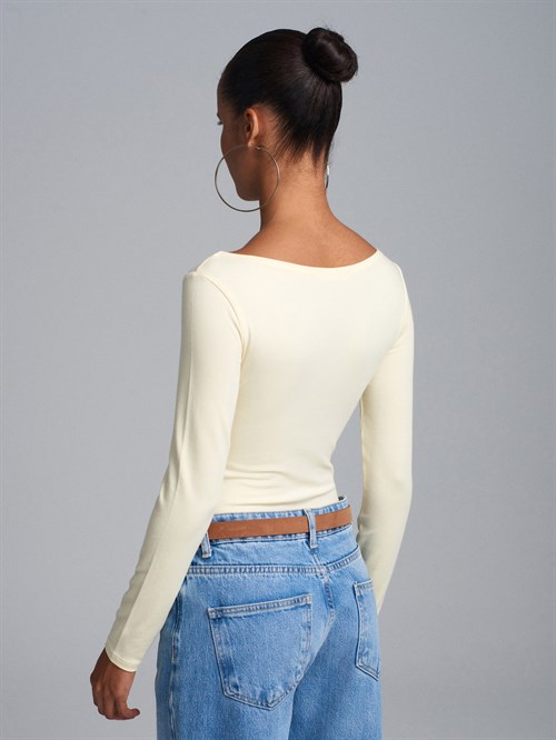 Wholesale Womens Light Yellow Scoop-Neck Bodysuit