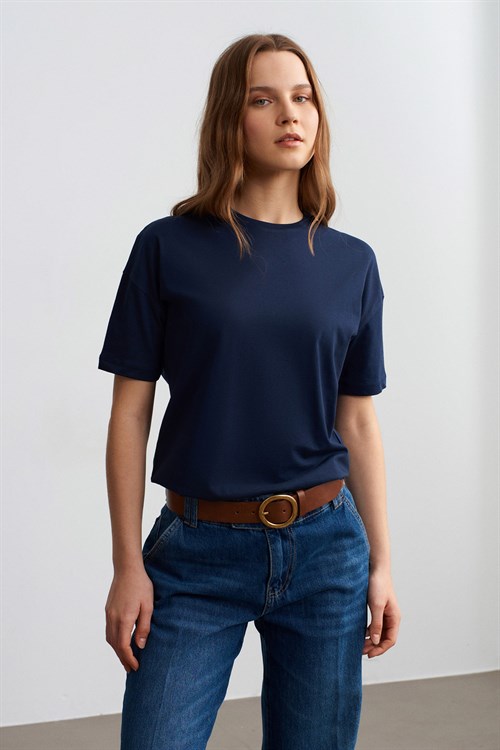 Wholesale Womens Navy Basic T-Shirt
