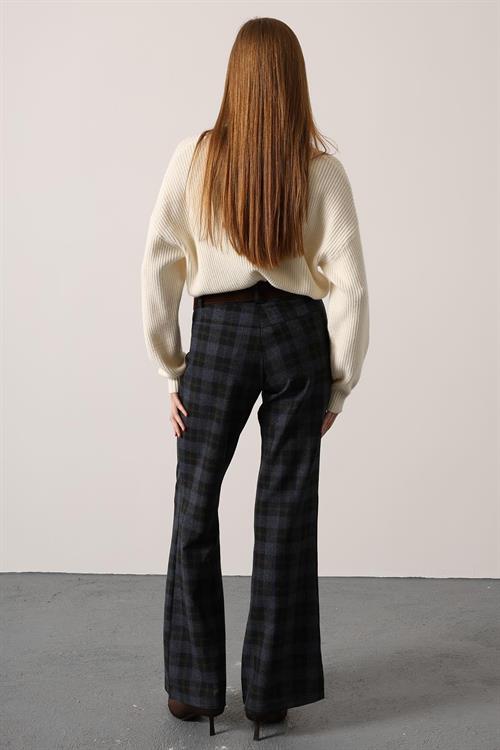 Wholesale Womens Navy Plaid Trousers with Belt