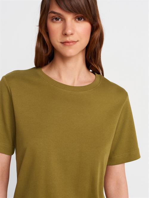 Wholesale Womens Olive Green Crew-Neck Basic T-shirt