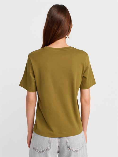 Wholesale Womens Olive Green Crew-Neck Basic T-shirt