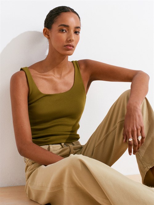 Wholesale Womens Olive Green Square-Neck Tank Top with Open Back