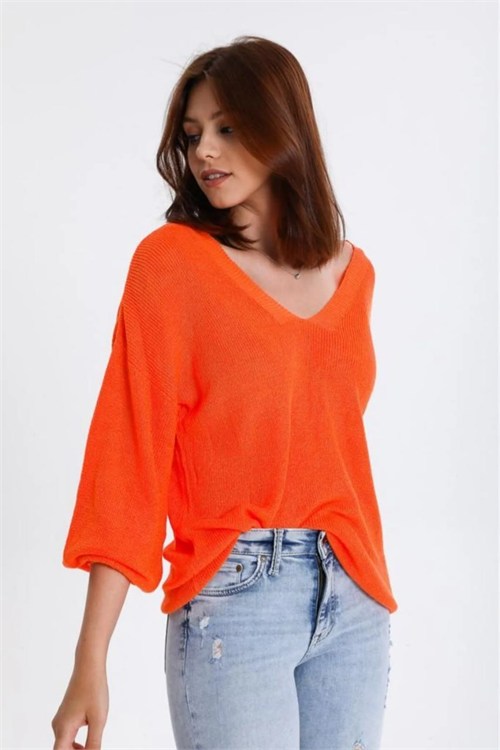 Wholesale Womens Orange Relaxed-Fit Mercerized Knit Sweater with Front and Back V-Neck
