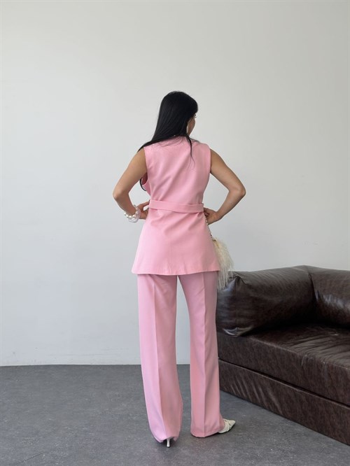 Wholesale Womens Pink Two-Piece Suit 