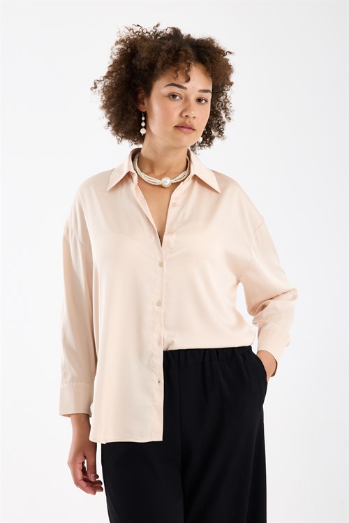 Wholesale Womens Plus Size Cream Satin Long-Sleeve Shirt