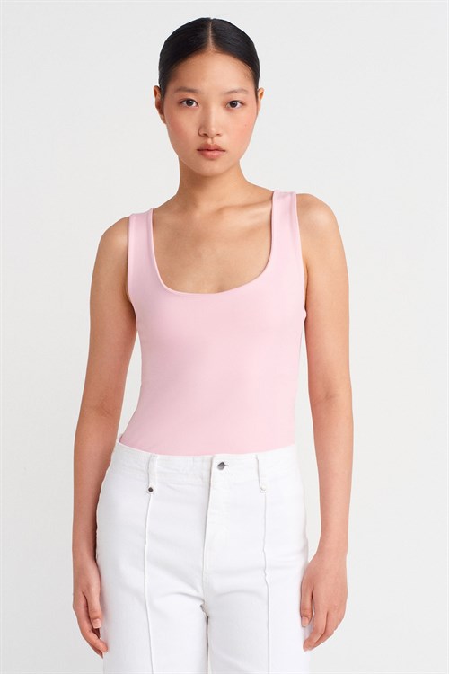 Wholesale Womens Powder Pink Basic Tank Top with Thick Straps
