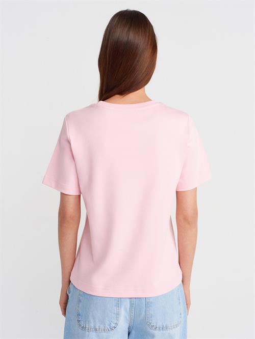 Wholesale Womens Powder Pink Crew-Neck Basic T-shirt