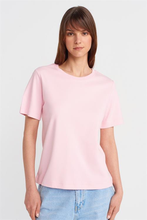 Wholesale Womens Powder Pink Crew-Neck Basic T-shirt
