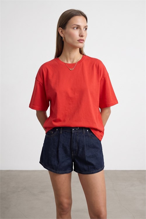 Wholesale Womens Red Crew-Neck Basic T-Shirt