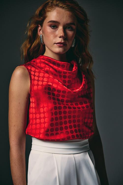 Wholesale Womens Red Satin Jacquard Sleeveless Blouse