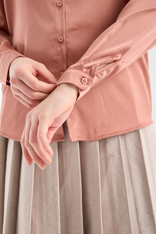 Wholesale Womens Salmon Satin Long-Sleeve Shirt