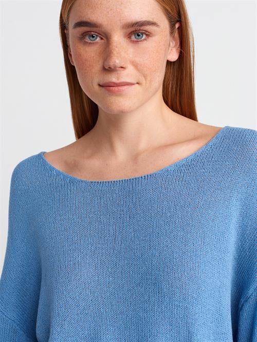 Wholesale Womens Sky Blue Scoop-Neck Flowy Sweater