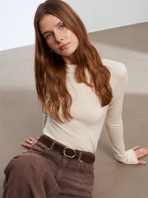 Wholesale Womens Stone Cashmere Lightweight Knit Boat-Neck Sweater