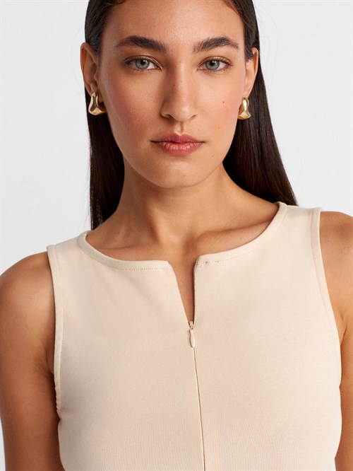 Wholesale Womens Stone Sleeveless Top with Two-Way Zipper