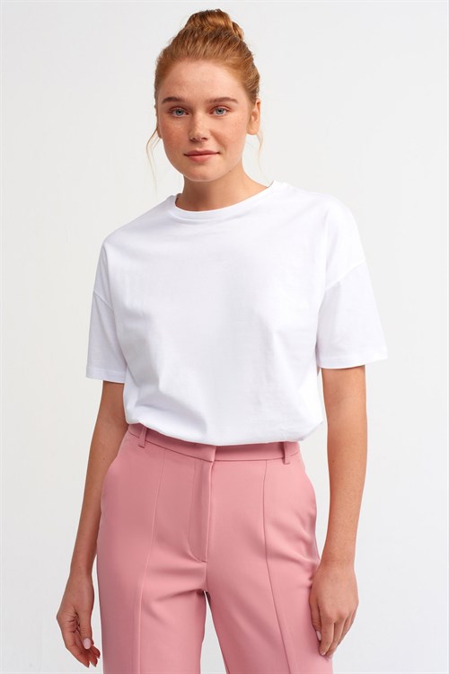 Wholesale Womens White Basic T-Shirt