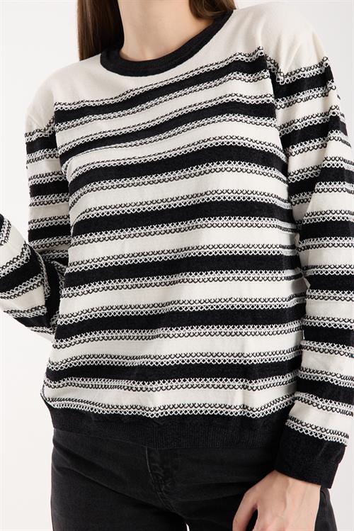 Wholesale Womens White-Black Chenille Velvet Striped Crew-Neck Knit Blouse
