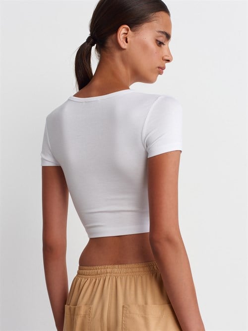 Wholesale Womens White Crop T-Shirt