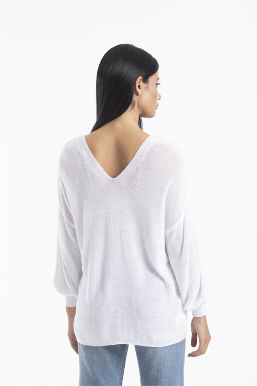 Wholesale Womens White Relaxed-Fit Mercerized Knit Sweater with Front and Back V-Neck