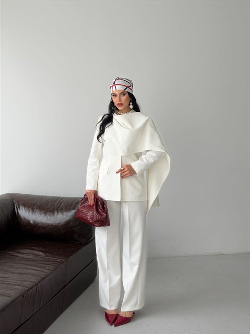 Wholesale Womens White Two-Piece Suit 
